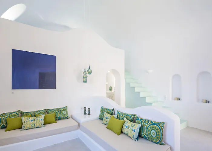 Best 6 Spa Hotels in Pyrgos Kallistis for a Relaxing Getaway
