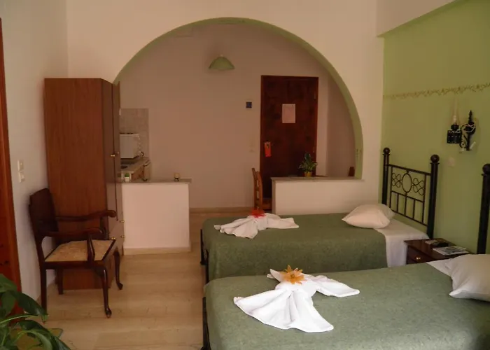 Santorini Guest Houses