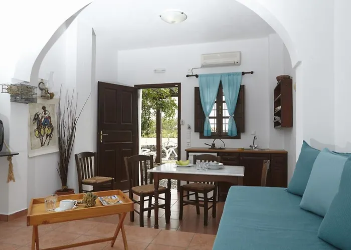 Santorini Cheap Hotels