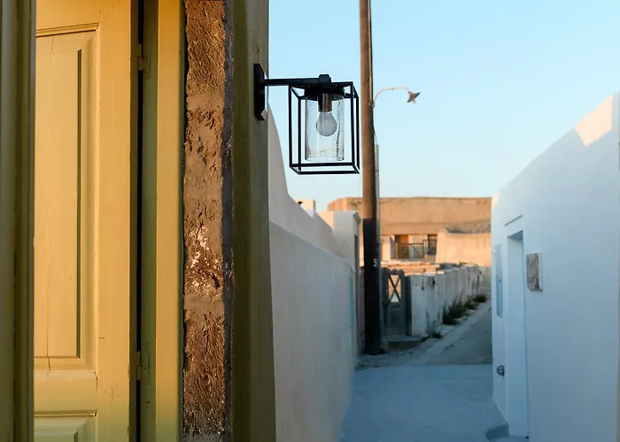 Pyrgos Kallistis Cheap Hotels