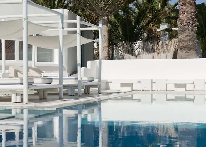Daedalus Hotel Fira 