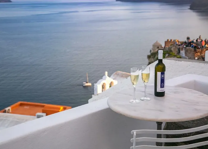 Villa Hector Cave House Oia  che accetta animali