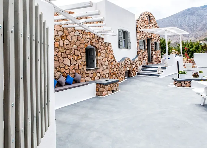 Serenity Houses Pyrgos Kallistis