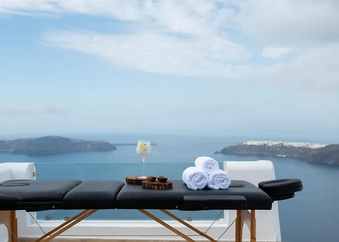 Resorts in Imerovigli (Santorini)