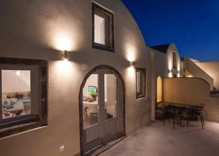 Cupola Suites Oia 
